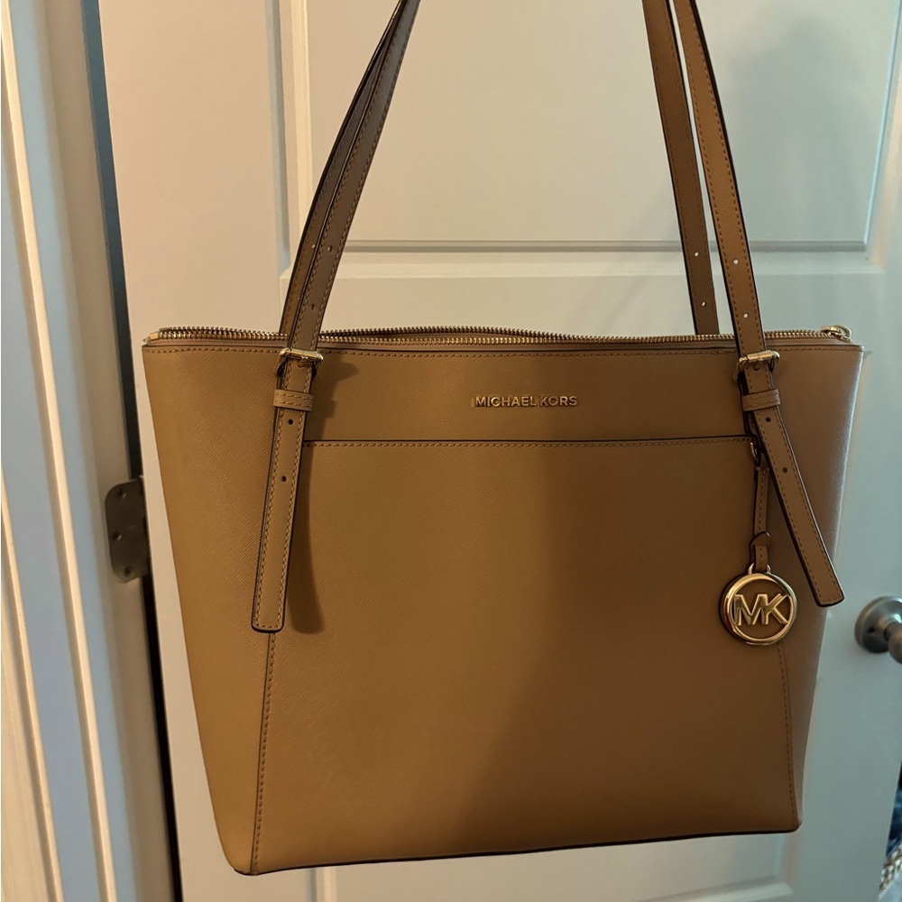 Michael Kors bag